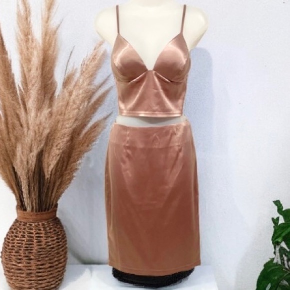 Mauve Blush Pink Rose Satin Padded Two Piece Skirt Dress Set Size Small - Picture 1 of 12